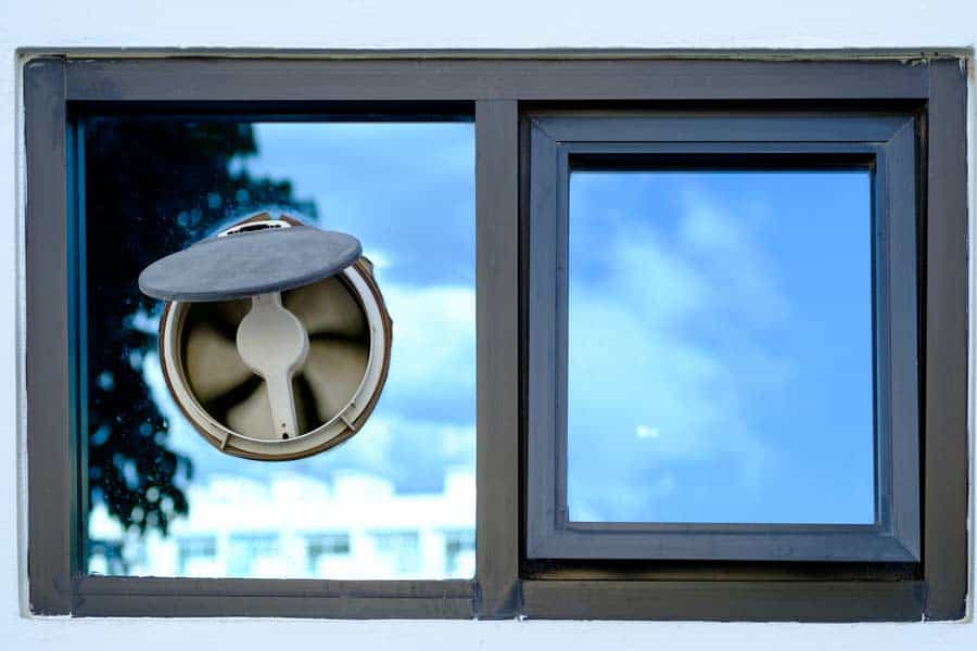 Fensterventilator (de.depositphotos.com)