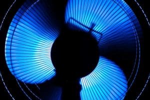 Ventilator mit blauen Licht (de.depositphotos.com)